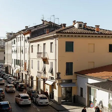 Porta Santa Maria - Comfortable 卢卡