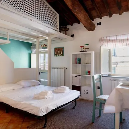 Apartment Porta Santa Maria - Comfortable Lucca