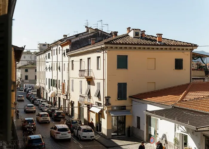 Porta Santa Maria - Comfortable 卢卡